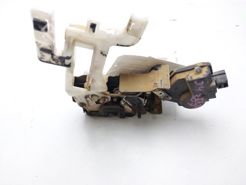 Rear left lock HYUNDAI SANTA FÉ I (SM) 2.0 CRDi 4x4 | BP18032509C100 