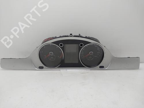 Used Instrument cluster Instrument cluster VW PASSAT B7 Variant (365) [2010-2015] 33810085 33810085