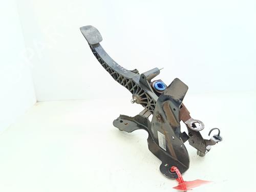 Used Clutch pedal RENAULT MEGANE III Grandtour (KZ0/1) [2008-2016]  28354963