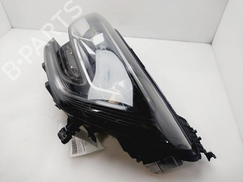 Left headlight RENAULT MEGANE IV Grandtour (K9A/M/N_) 1.5 dCi 110 | BP29914740C28