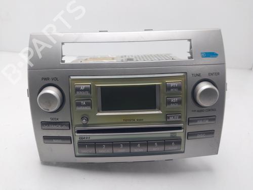 Used Radio Radio TOYOTA COROLLA Verso (ZER_, ZZE12_, R1_) 2.2 D-4D (AUR10_, AUR10R) (136 hp) 33334781 33334781