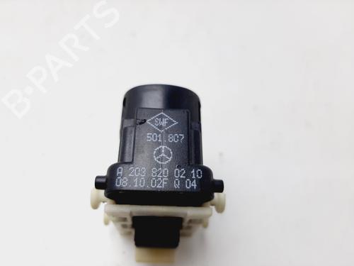 Right rear window switch MERCEDES-BENZ C-CLASS (W203) C 180 Kompressor (203.046) | BP21560773I28 