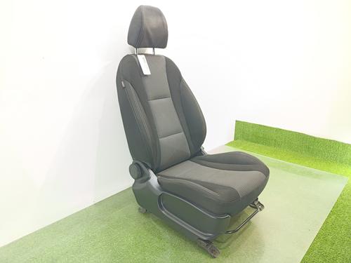 Right front seat HYUNDAI i30 (GD) | BP37011909C16 - Image 3