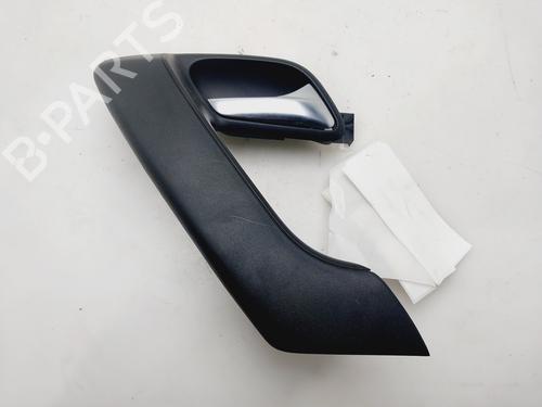 front-right-interior-door-handle-vw-polo-v-6r1-6c1-2009-2010-2011-2012-2013-2014-2015-2016-2017-2018-2019-2020-2021-2022-32071483 main image