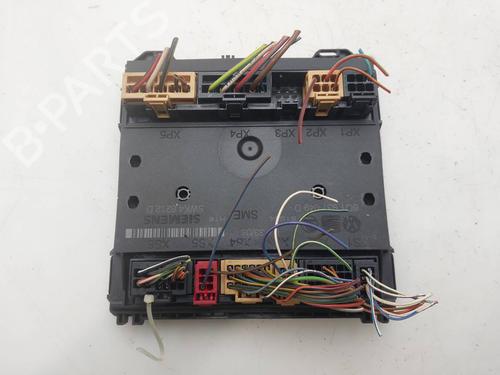 Used Fuse box Fuse box 38590804 38590804