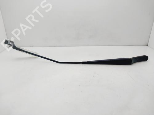 Used Front windshield wiper arm Front windshield wiper arm VW TOURAN (1T1, 1T2) [2003-2011] 31881747 31881747