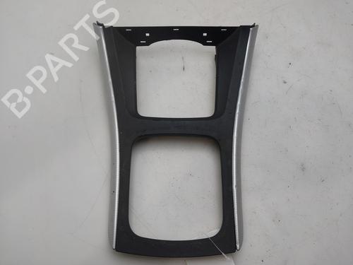 Middenconsole Middenconsole MERCEDES-BENZ A-CLASS (W169) A 160 CDI (169.006, 169.306) (82 hp) 36036837 36036837