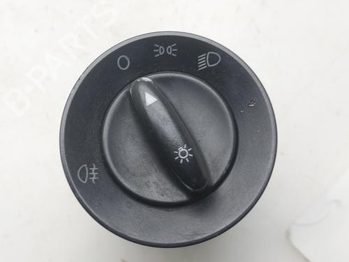 Interruttore luci Interruttore luci VW GOLF IV (1J1) [1997-2008] 36439143 36439143