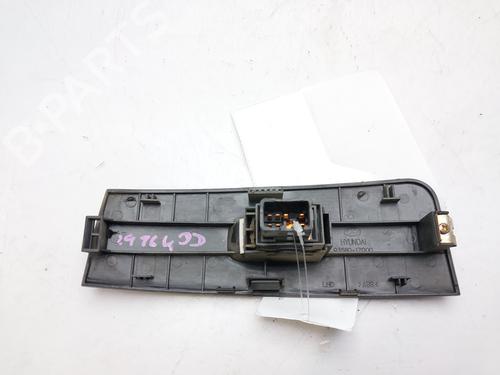Right front window switch HYUNDAI MATRIX (FC) 1.5 CRDi | BP12413209I26 