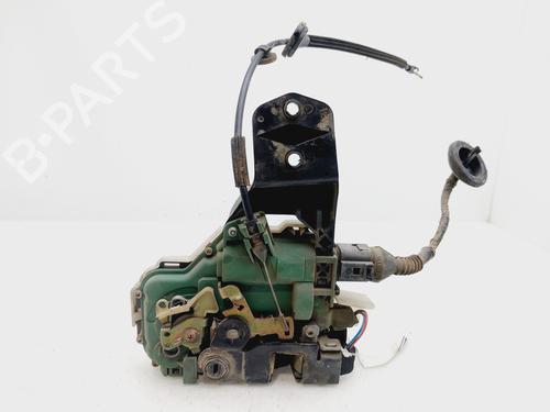 Venstre bagtil lås VW PASSAT B5.5 (3B3) 1.9 TDI | BP26961576C100 