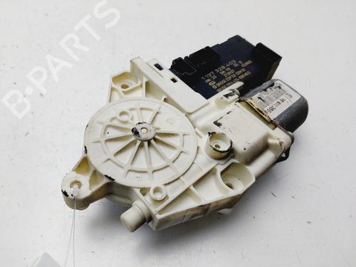Right front window motor PEUGEOT 407 (6D_) 2.0 HDi 135 (6DRHRH, 6DRHRE, 6DRHRG, 6DRHRJ) | BP29464069E20 