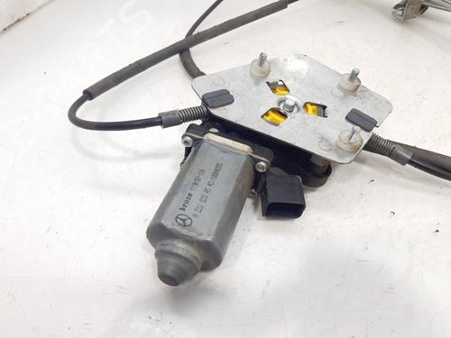 Front right window mechanism MERCEDES-BENZ C-CLASS (W203) C 200 Kompressor (203.045) | BP9502243C23 