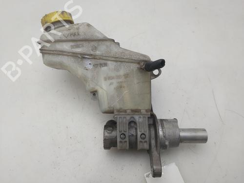 Used Brake master cylinder Brake master cylinder FIAT LINEA (323_, 110_) [2006-2026] 36648789 36648789