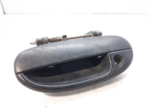 Used Front left exterior door handle Front left exterior door handle DAEWOO LANOS Saloon (KLAT) 1.5 (86 hp) 8621539 8621539