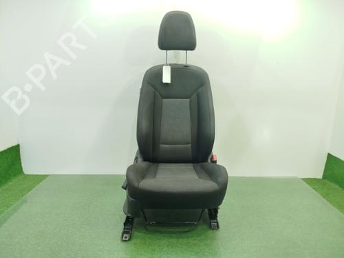 Used Right front seat HYUNDAI i40 I (VF) 1.7 CRDi (116 hp) 31611128