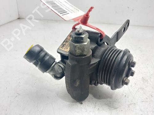 Used Steering pump FORD MONDEO III (B5Y) [2000-2007]  30300332