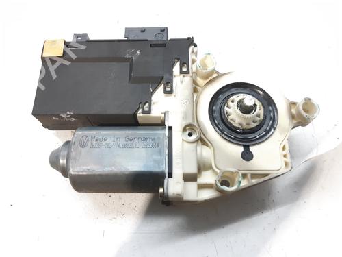 Elevalunas delantero izquierdo FIAT ULYSSE (179_) 2.0 JTD (109 hp) 1488724080 | 1488724080 |