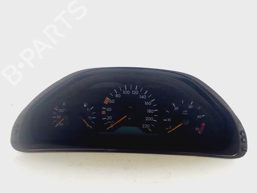 Used Instrument cluster MERCEDES-BENZ E-CLASS (W210) E 290 Turbo-D (210.017) (129 hp) 28440781