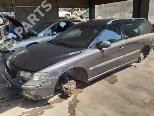 Used Parts VOLVO V70 II (285)  2.4 T  1078096