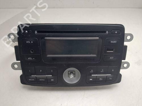 Used Radio Radio DACIA DUSTER (HS_) 1.2 TCe 125 (125 hp) 40225783 40225783