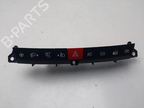 Used Warning switch Warning switch FIAT 500L (351_, 352_) [2012-2026] 33694084 33694084