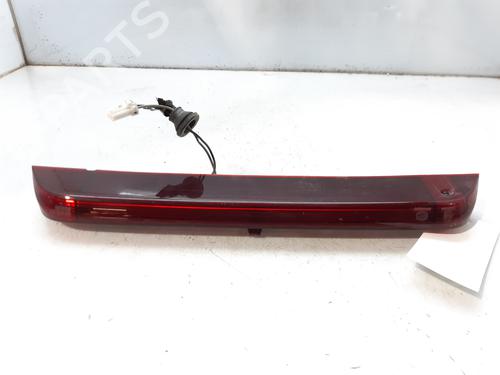 Third brake light MITSUBISHI GRANDIS (NA_W) 2.0 DI-D (NA8W) (136 hp) 8813349