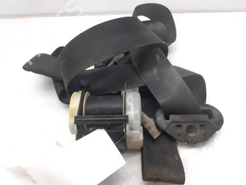 Used Front right seatbelt TOYOTA CELICA Coupe (_T20_) 1.8 i 16V (AT200) (116 hp) 8733248