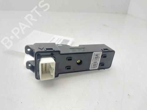 Right front window switch HYUNDAI TUCSON (TL, TLE) | BP31842092I26