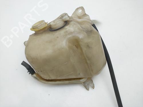 Windscreen washer tank JEEP GRAND CHEROKEE II (WJ, WG) 4.7 V8 4x4 (220 hp) 17540733