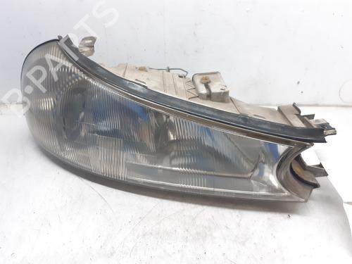 Used Right headlight FORD MONDEO II (BAP) 1.8 TD (90 hp) 7904360