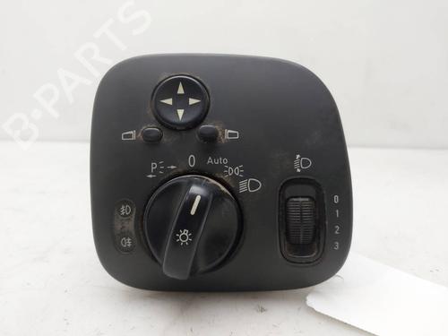 Used Headlight switch Headlight switch MERCEDES-BENZ C-CLASS (W203) C 220 CDI (203.006) (136 hp) 40513683 40513683
