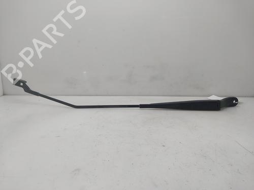 Used Front windshield wiper arm Front windshield wiper arm 38159141 38159141