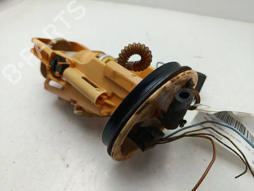 Used Fuel pump BMW 3 (E46) 320 d (136 hp) 27579247