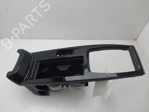 Middle console CITROËN C4 III (BA_, BB_, BC_) 1.2 PureTech 130 (BAHNSA, BAHNSB) | BP32032312I22 