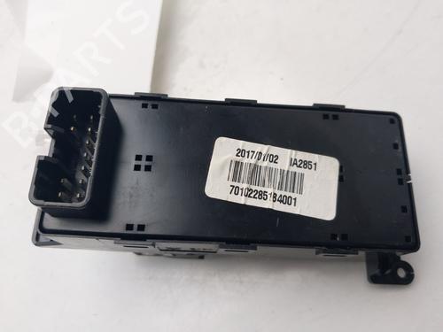 Left front window switch HYUNDAI i10 II (BA, IA) | BP32991672I27 - Image 2