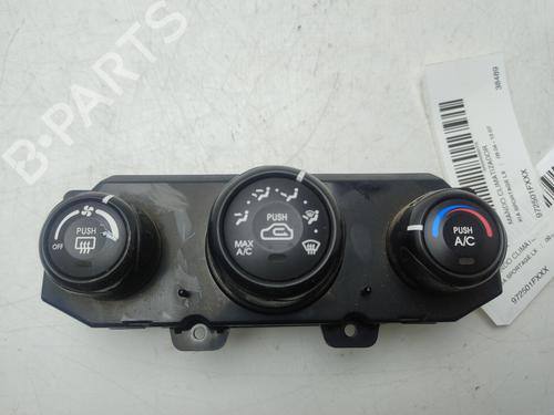 Used Climate control KIA SPORTAGE II (JE_, KM_) 2.0 i 16V (141 hp) 27170870