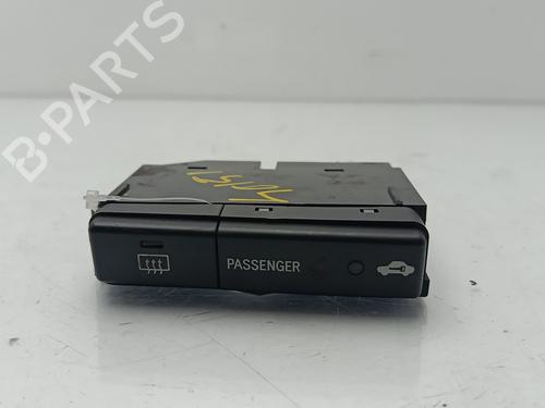 Used Switch TOYOTA AVENSIS Saloon (_T25_) [2003-2009]  30623721