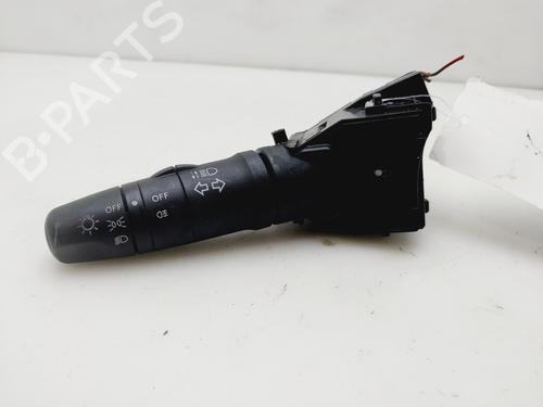 Used Headlight switch NISSAN ALMERA II (N16) 1.5 dCi (82 hp) 28311383