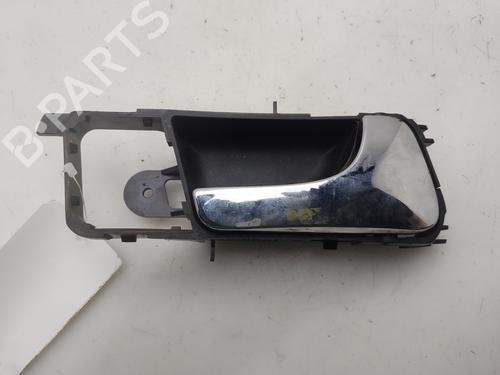 Used Rear right interior door handle Rear right interior door handle 38252966 38252966