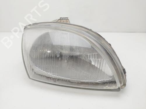 Used Right headlight FIAT SEICENTO / 600 (187_) 1.1 (187AXB, 187AXB1A, 187AXC1A02) (54 hp) 28670143