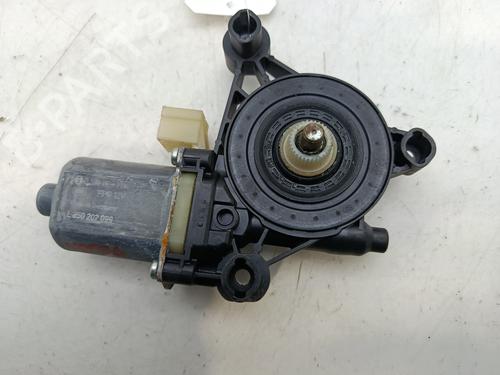 Used Left front window motor SKODA OCTAVIA III Combi (5E5, 5E6) [2012-2020]  31589186