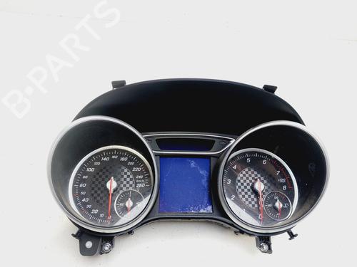 Used Instrument cluster MERCEDES-BENZ A-CLASS (W176) A 180 (176.042) (122 hp) 28438788