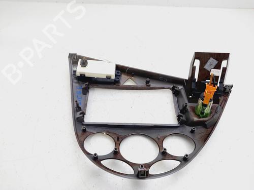 Middle console FORD FOCUS I (DAW, DBW)  | BP26487388I22 