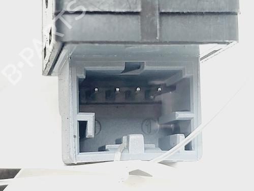  - Image 4