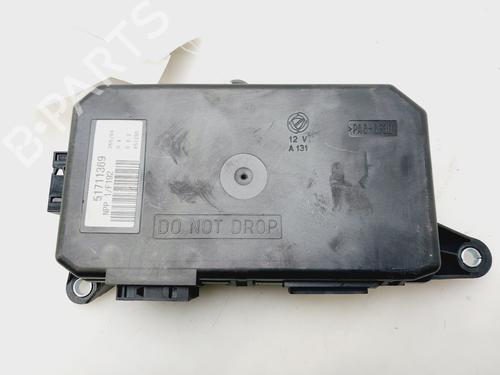 Commande Confort FIAT STILO (192_) 1.9 JTD (192_XE1A) (115 hp) 27662161