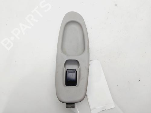 Used Right front window switch NISSAN ALMERA TINO (V10) 2.2 dCi (115 hp) 31700293