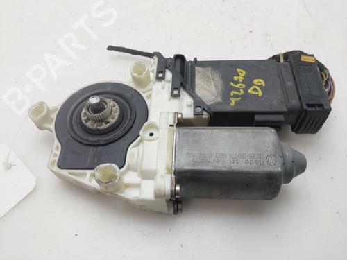 Used Right front window motor Right front window motor 38261802 38261802