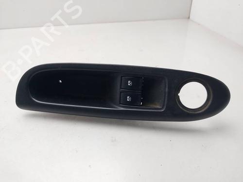 Used Left front window switch Left front window switch RENAULT CLIO II (BB_, CB_) [1998-2016] 39751737 39751737