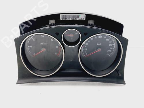 Used Instrument cluster OPEL ZAFIRA / ZAFIRA FAMILY B (A05) 1.9 CDTI (M75) (120 hp) 32154528