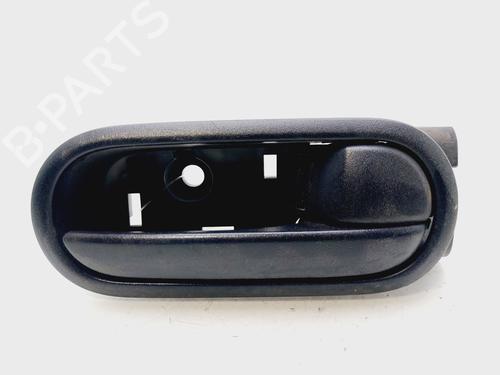 Højre bagtil invendig håndtag MAZDA 2 (DE_, DH_) 1.4 MZR-CD (68 hp) 30082830